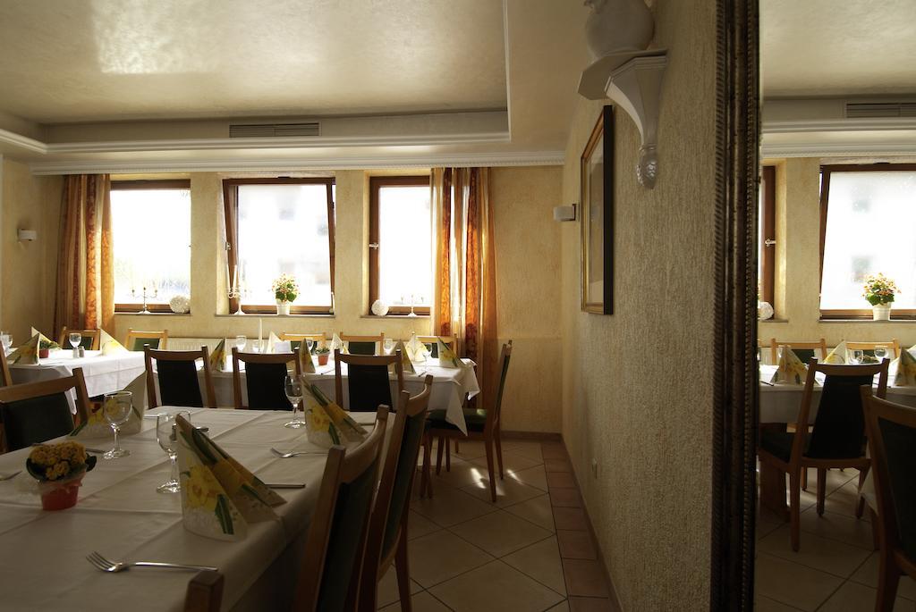Hotel Regina Zirndorf Exterior photo